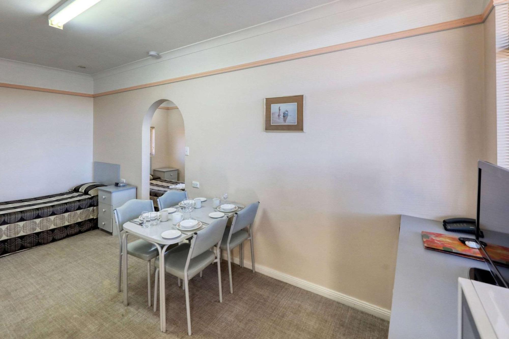 Comfort Inn Crystal Broken Hill Exterior foto